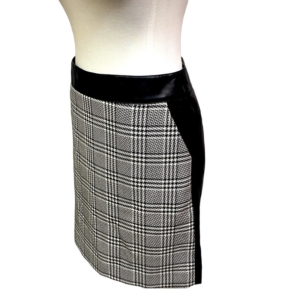 The Limited Houndstooth Faux Leather Trim Skirt - Picture 2 of 6